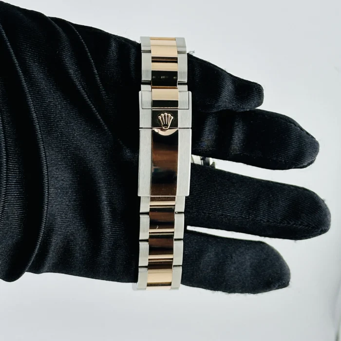 Rolex Yacht-Master Chocolate Dial on Oyster Ref. 126621 with Card (New Style Green) 2024 - Image 4