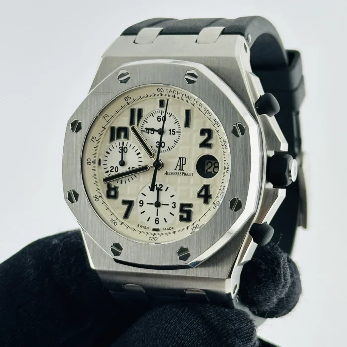 Audemars Piguet Royal Oak Offshore Safari White Dial on Rubber Strap Ref. 26170ST with Papers 2011 - Image 2
