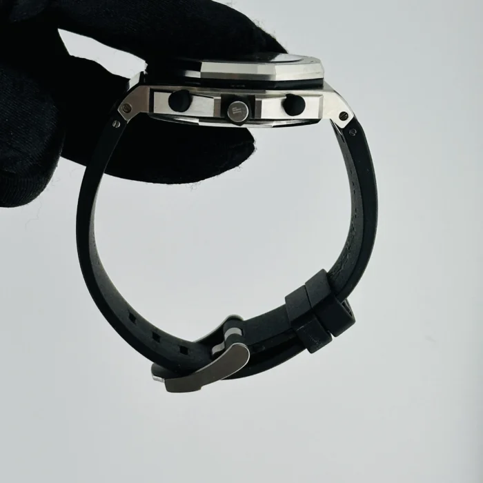 Audemars Piguet Royal Oak Offshore Safari White Dial on Rubber Strap Ref. 26170ST with Papers 2011 - Image 5