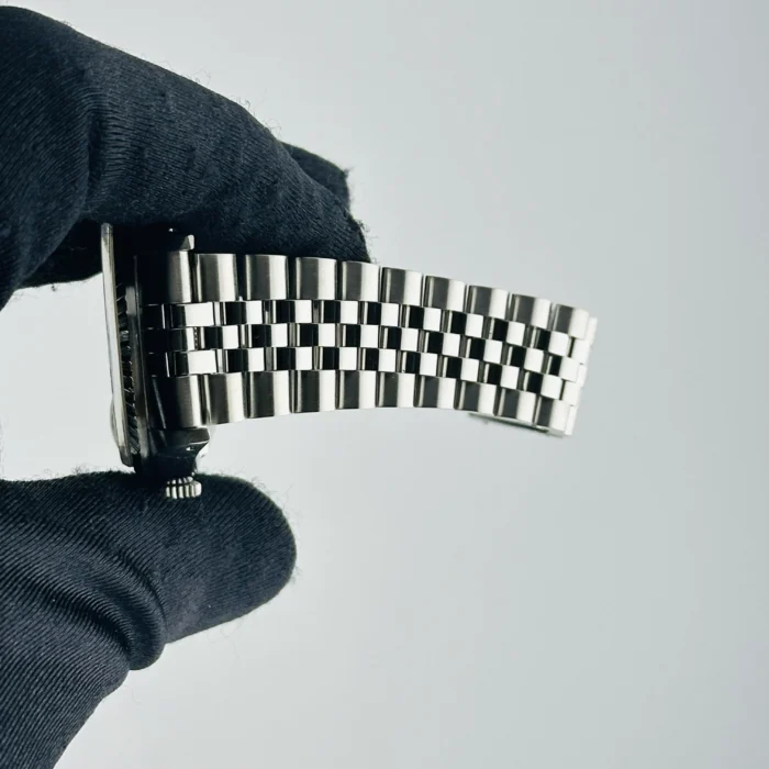 Rolex Datejust Silver Stick Dial on D-Link Jubilee Bracelet Ref. 16220 - Image 4