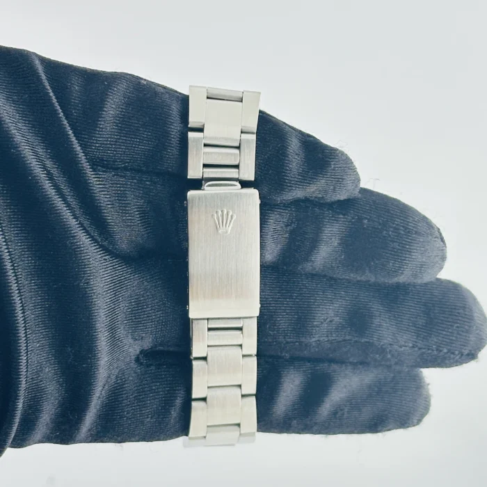 Rolex Oyster Perpetual Date Silver Stick Dial on Oyster Bracelet Ref. 15210 - Image 4
