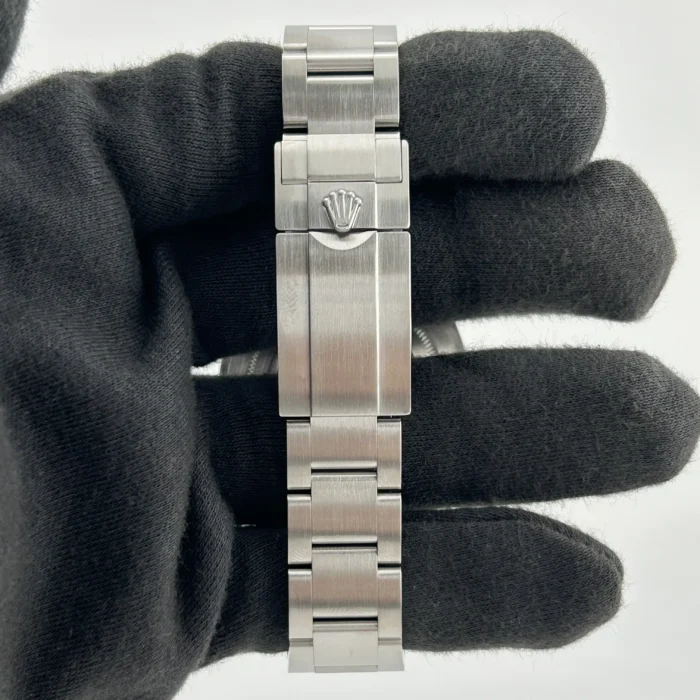 Rolex Explorer I Black Dial on Oyster Ref. 214270 with Card 2016 - Image 4