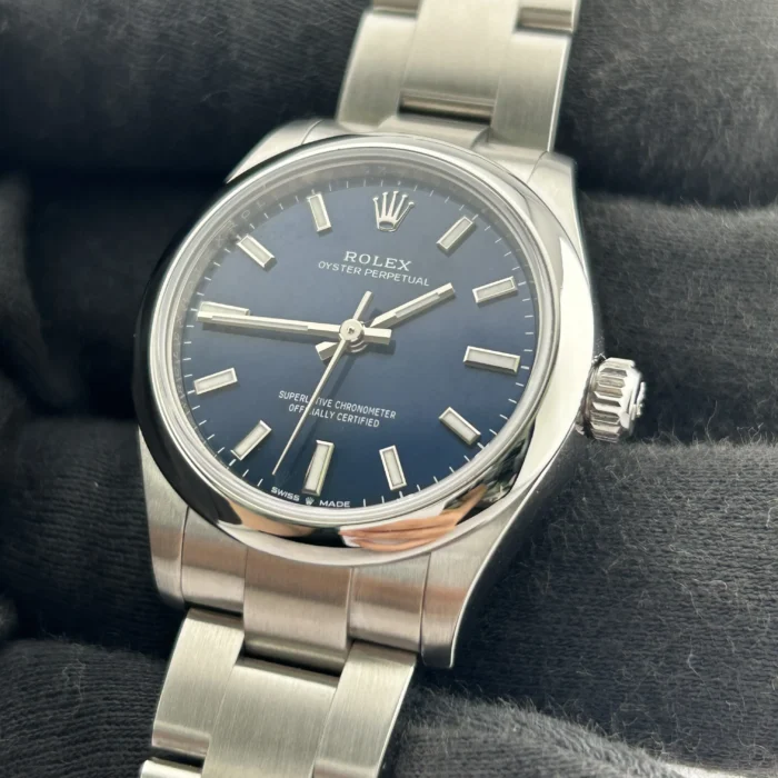 Rolex Oyster Perpetual 31 Blue Dial on Stainless Steel Ref. 277200 - Image 3