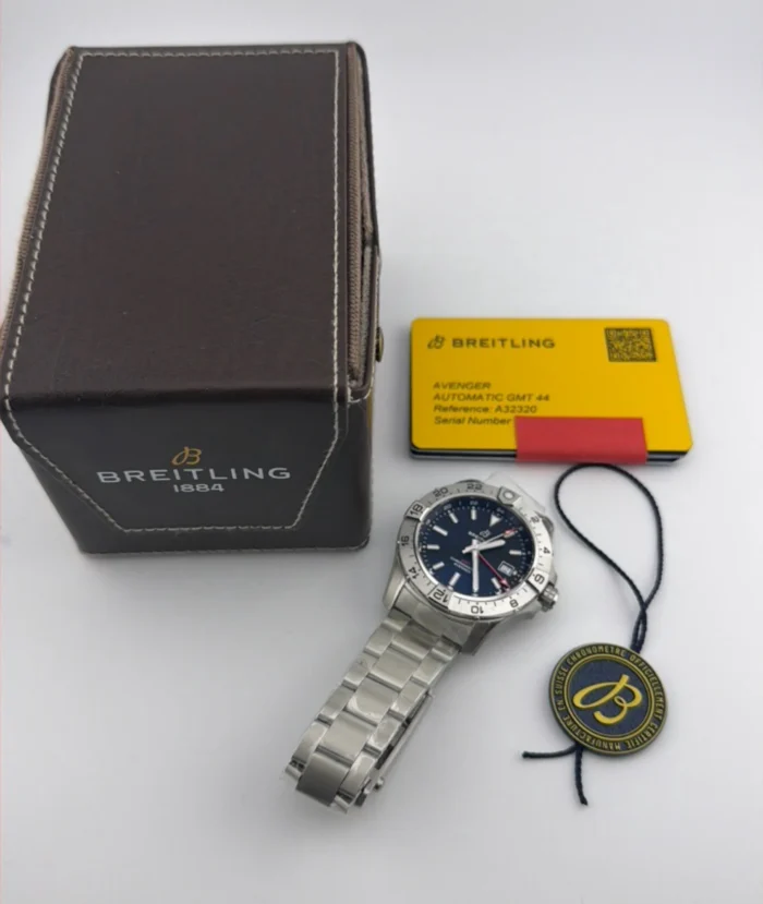 Breitling Avenger Automatic GMT Black Dial on Bracelet Ref. A32320101B1A1 with Card 2026 - Image 6