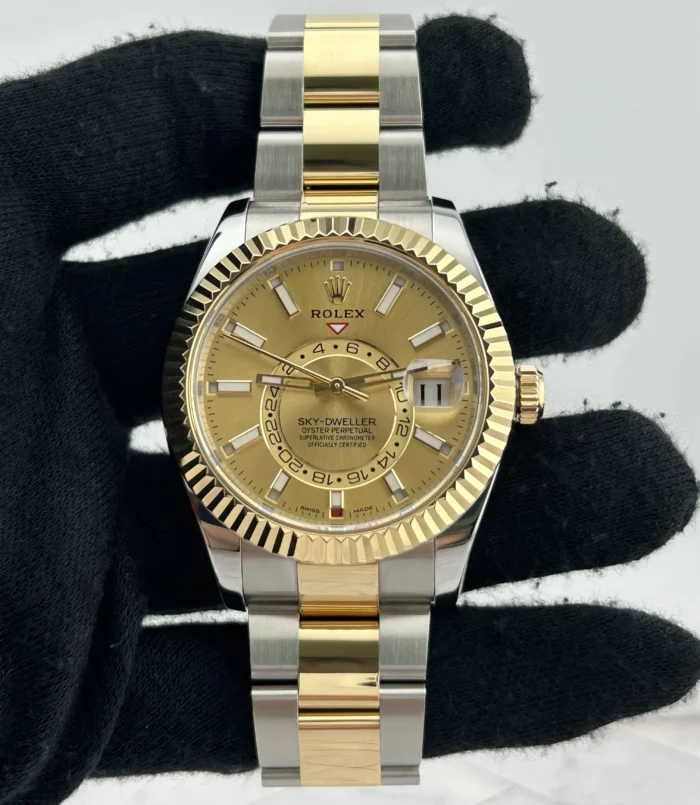 Rolex SkyDweller Champagne Index Dial on Oyster Bracelet Ref. 326933 with Card (New Style Green) 2022 - Image 2