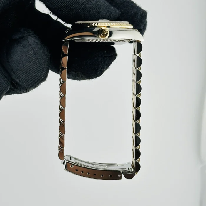 Rolex Datejust White Roman Dial on D-Link Jubilee Bracelet Ref. 68273 with Papers 1995 - Image 6