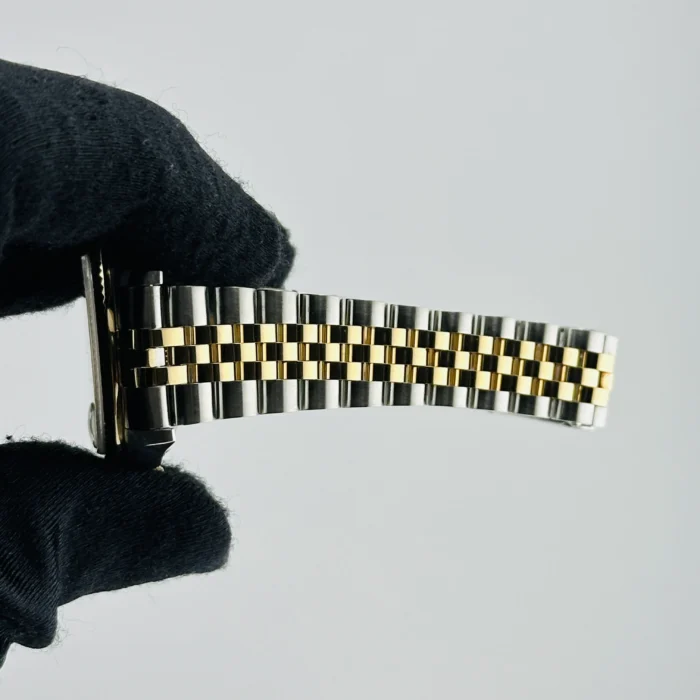 Rolex Datejust White Roman Dial on D-Link Jubilee Bracelet Ref. 68273 with Papers 1995 - Image 5