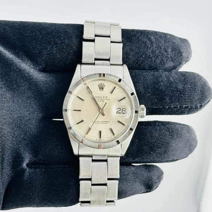 Rolex Oyster Perpetual Date Silver Stick / Has Spots Dial on Oyster Rivet Bracelet Ref. 1501 - Image 2