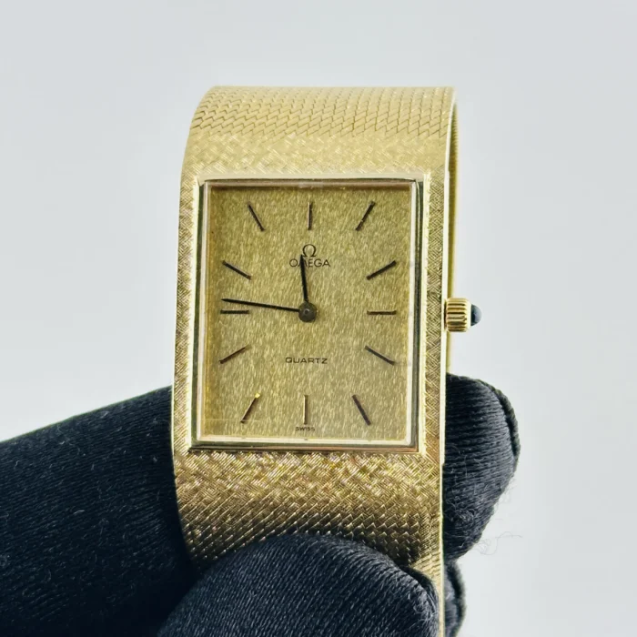 Omega Vintage Cocktail Gold Linen Stick Dial on Mesh Ref. 19130063913006 - Image 2