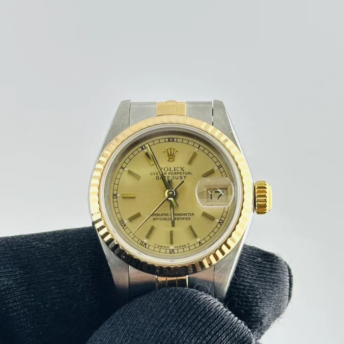 Rolex Datejust Lady Champagne Stick Dial on D-Link Jubilee Ref. 69173 with Papers 1989 - Image 3