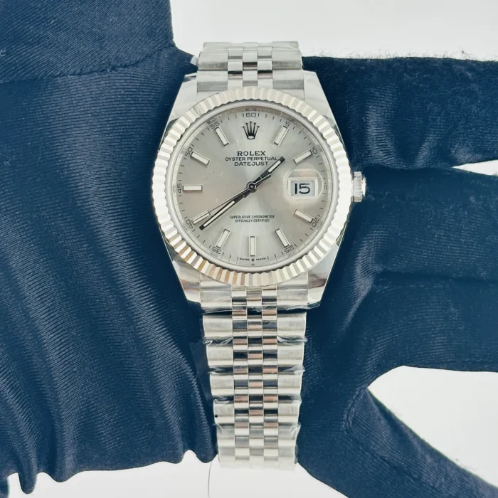 Rolex Datejust Silver Index Dial on D-Link Jubilee Bracelet Ref. 126334 with New Style Card (green) 2023 - Image 2