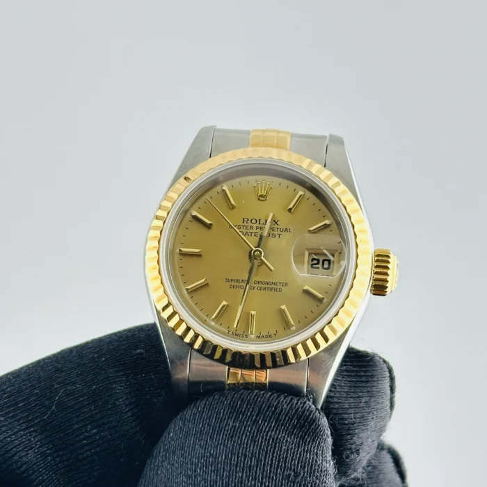 Rolex Datejust Lady Champagne Stick Dial on D-Link Jubilee Ref. 69173 with Papers 1996 - Image 3