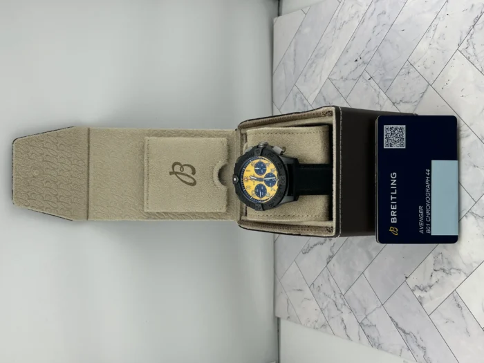 Breitling Avenger B01 Chronograph Yellow / Arabic Numerals Dial on Leather Strap Ref. SB0147101I1X2 with Card 2026 - Image 9