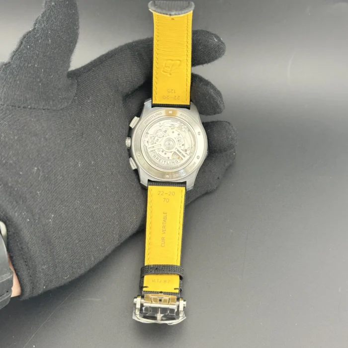 Breitling Avenger B01 Chronograph Yellow / Arabic Numerals Dial on Leather Strap Ref. SB0147101I1X2 with Card 2026 - Image 5