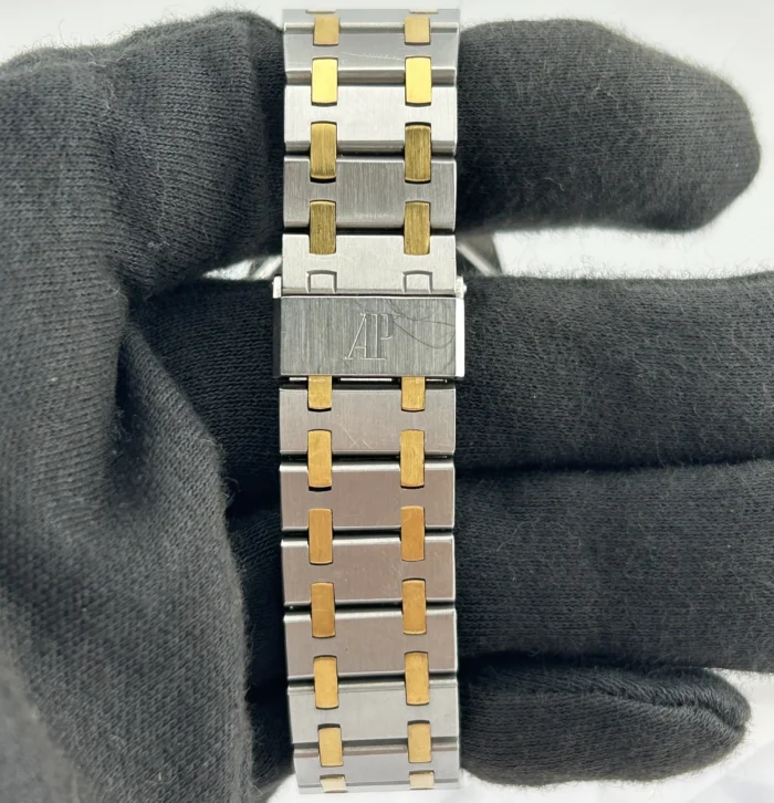 Audemars Piguet Royal Oak Grey / Gold Markers Dial on 2-Tone Bracelet Ref. 56143SA - Image 3