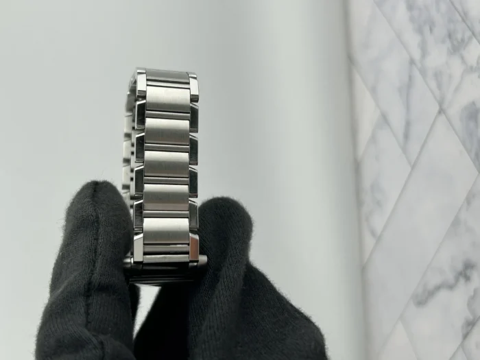 Cartier Tank Francaise Small White Roman Dial on Stainless Steel Ref. 2384 / W51008Q3 - Image 5