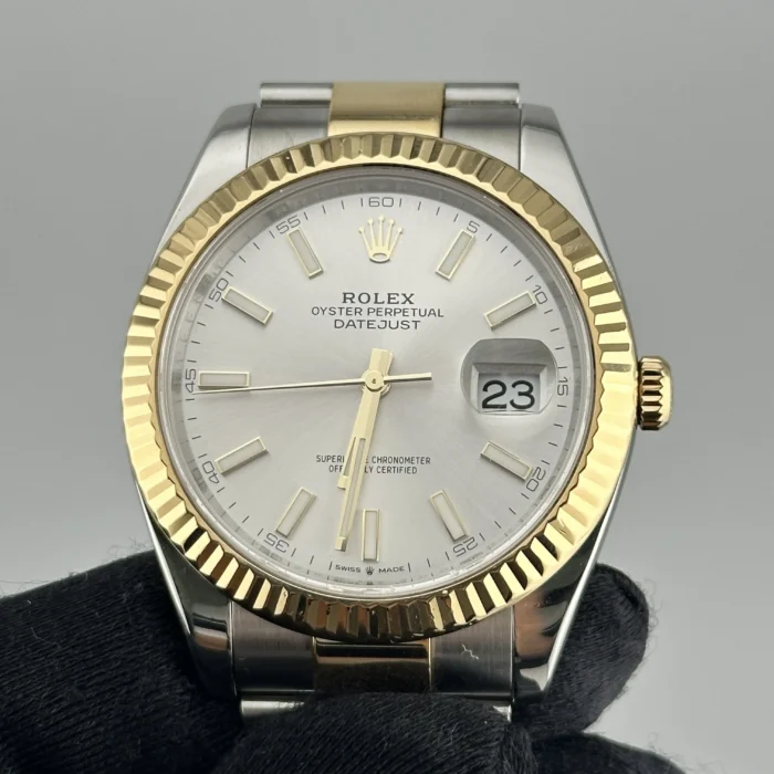 Rolex Datejust Silver Index Dial on Oyster Bracelet Ref. 126333 with New Style Card (green) 2021 - Image 3