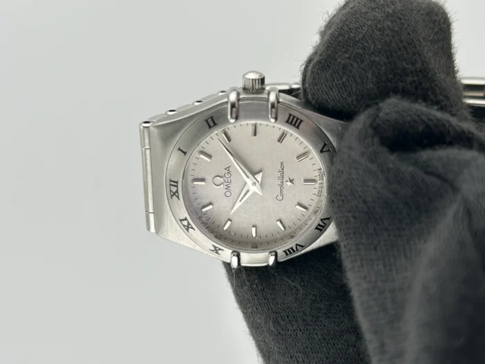 Omega Constellation White Dial on Stainless Steel Bracelet Ref. 1572.30 with Card 2004 - Image 3