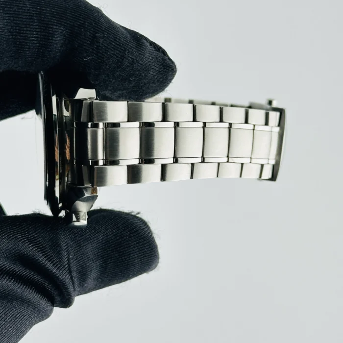 Omega Speedmaster Racing Black / White Chrono Dial on Stainless Steel Bracelet Ref. 326.30.40.50.01.002 - Image 5