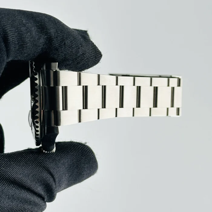 Rolex Submariner Black Dial on Oyster Bracelet Ref. 126610LN with New Style Card (green) 2025 - Image 5