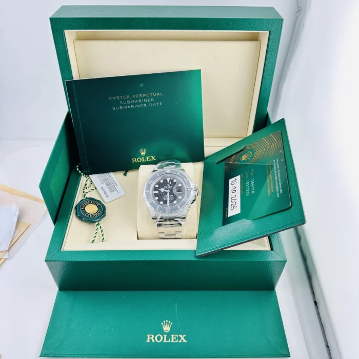 Rolex Submariner Black Dial on Oyster Bracelet Ref. 126610LN with New Style Card (green) 2025 - Image 7