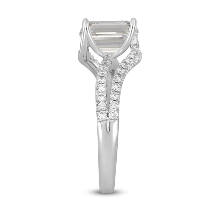 LADIES RING 2CT ROUND/EMERALD DIAMOND 14K WHITE GOLD (CENTER STONE EMERALD DIAMOND 1 1/2CT ) - Image 3