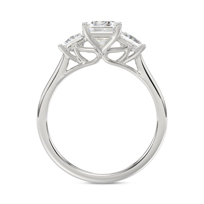 14K WHITE GOLD 2 5/8CT EMERALD/PRINCESS DIAMOND LADIES RING (CENTER STONE EMERALD DIAMOND 1 1/2CT) - Image 2