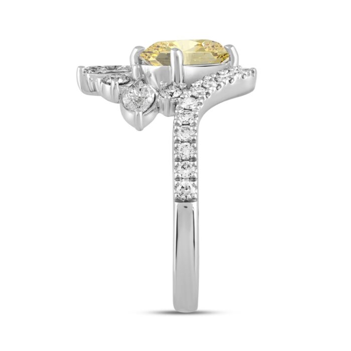 14K WHITE GOLD 2 1/4CT ROUND/MARQUISE/OVAL DIAMOND LADIES RING (CENTER STONE YELLOW OVAL DIAMOND 1 1/2CT) - Image 3