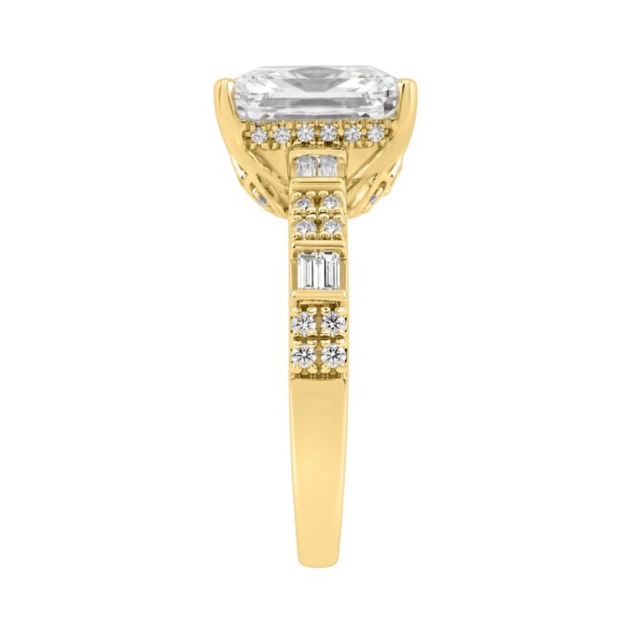 14K YELLOW GOLD 3 1/2CT ROUND/BAGUETTE/RADIANT DIAMOND LADIES RING - Image 2