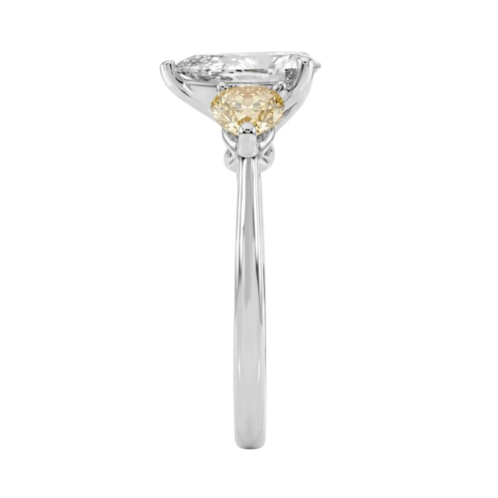 14K WHITE GOLD 2 1/4CT YELLOW PEAR DIAMOND LADIES RING (CENTER STONE PEAR DIAMOND 1 1/5CT) - Image 3