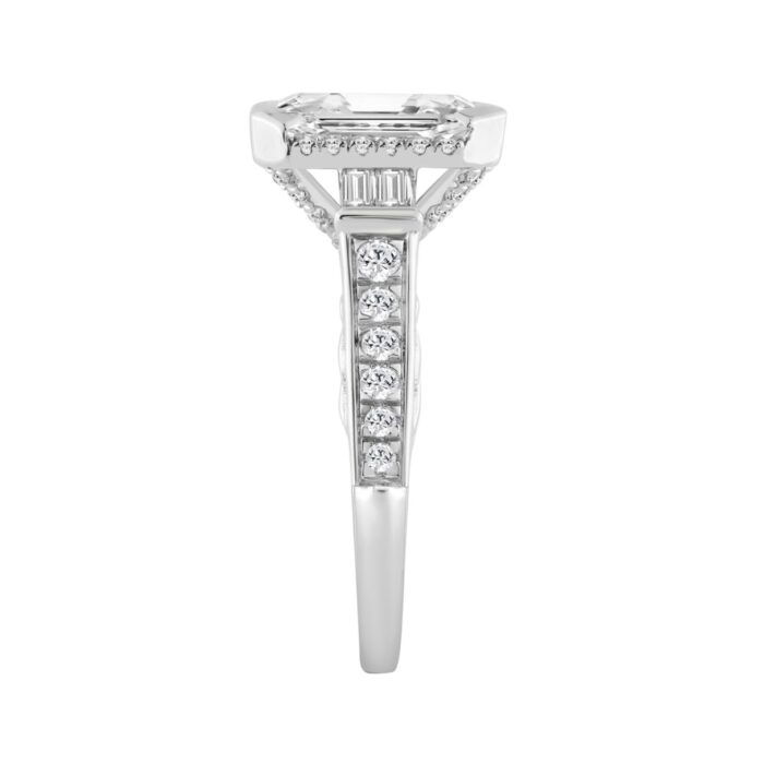14K WHITE GOLD 3 1/2CT ROUND/EMERALD/BAGUETTE DIAMOND LADIES RING (CENTER STONE EMERALD DIAMOND 3.00CT) - Image 3