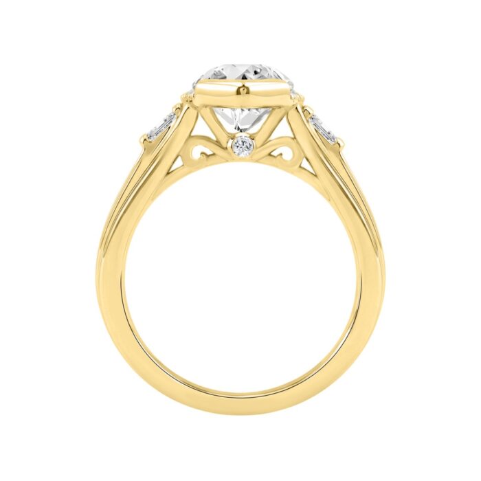 Elegant 14K Yellow Gold Diamond Engagement Ring Featuring 3 1/2Ct Round, Marquise & Baguette Diamonds With Sparkling Side Stones. Perfect For Weddings - Image 2