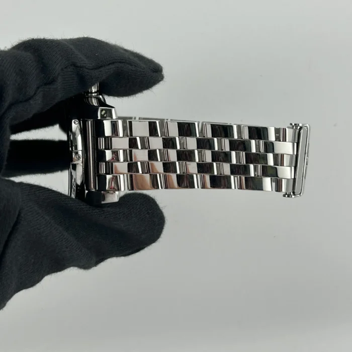 Breitling Chronomat Black Carbon Dial on Stainless steel Ref. AB0110/AB0110121B2A1 with Card 2018 - Image 5