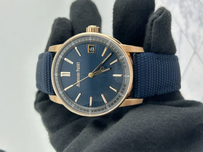 Audemars Piguet Code 11.59 Selfwinding night blue cloud Dial on Rubber Strap Ref. 15210OR.OO.A348KB.01 - Image 2