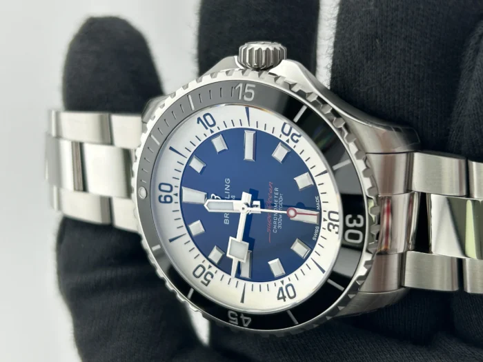Breitling Superocean Automatic Blue Dial on Bracelet Ref. A17376211C1A1 with Card 2026 - Image 3