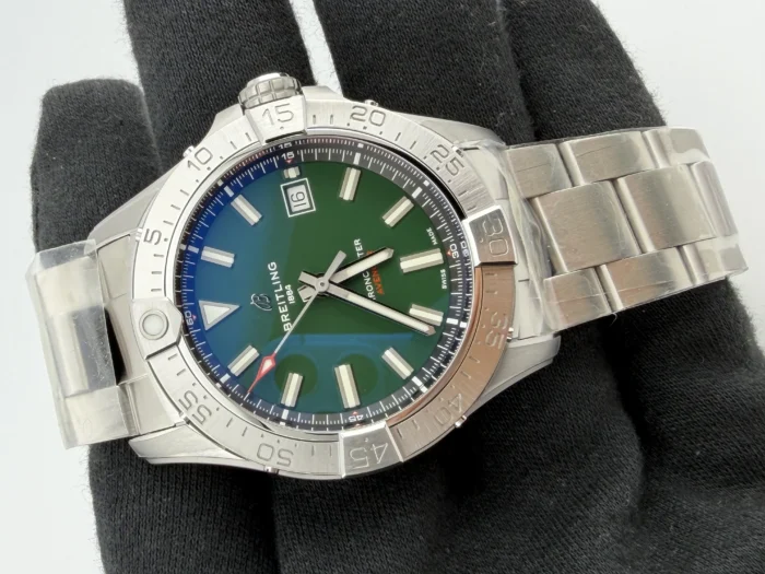 Breitling Avenger Automatic Green Dial on Stainless Steel Bracelet Ref. A17328101L1A1 with Card 2026 - Image 2