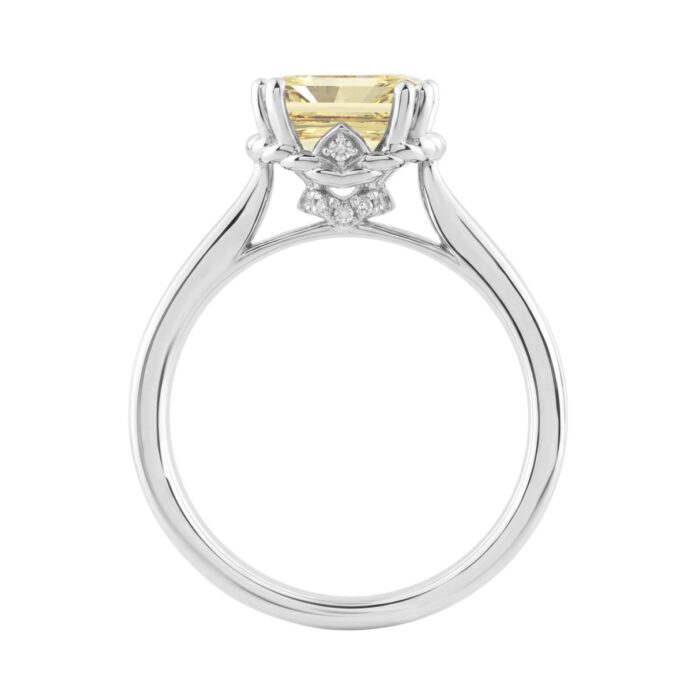 14K WHITE GOLD 3.00CT ROUND/YELLOW CUSHION DIAMOND LADIES RING (CENTER STONE YELLOW CUSHION DIAMOND 3CT) - Image 2