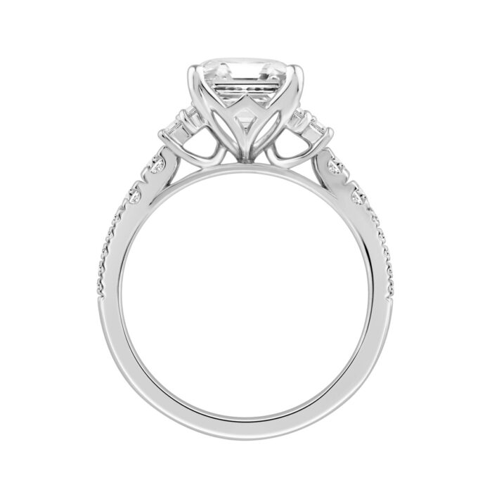 14K WHITE GOLD 2 1/2CT ROUND/CUSHION/BAGUETTE DIAMOND LADIES RING (CENTER STONE CUSHION DIAMOND 2CT) - Image 2