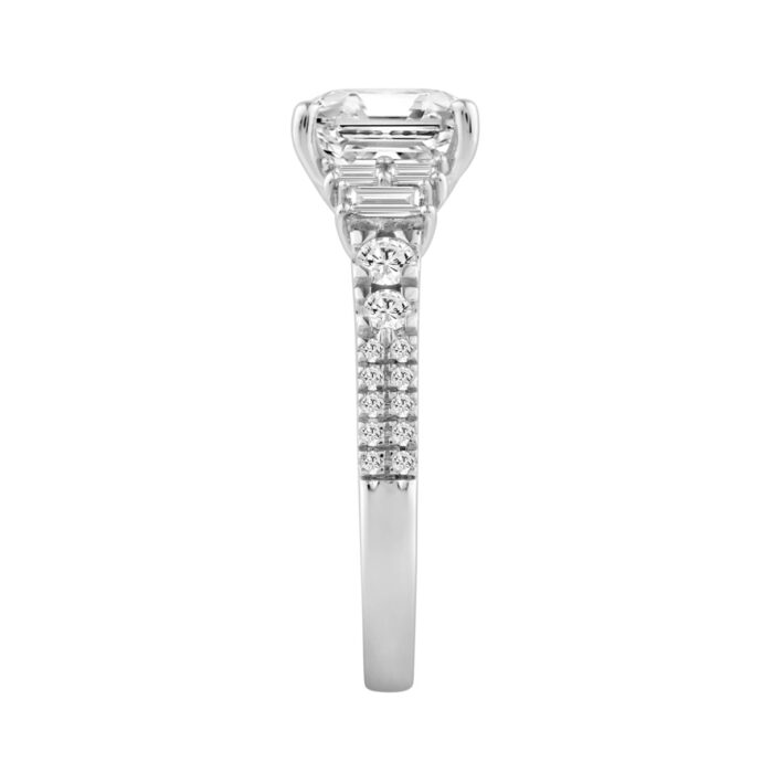 14K WHITE GOLD 2 1/2CT ROUND/CUSHION/BAGUETTE DIAMOND LADIES RING (CENTER STONE CUSHION DIAMOND 2CT) - Image 3