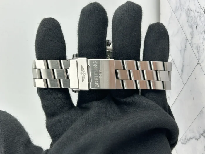 Breitling Avenger Automatic Black Dial on Stainless Steel Bracelet Ref. A1733010/BA05 with Card 2013 - Image 3