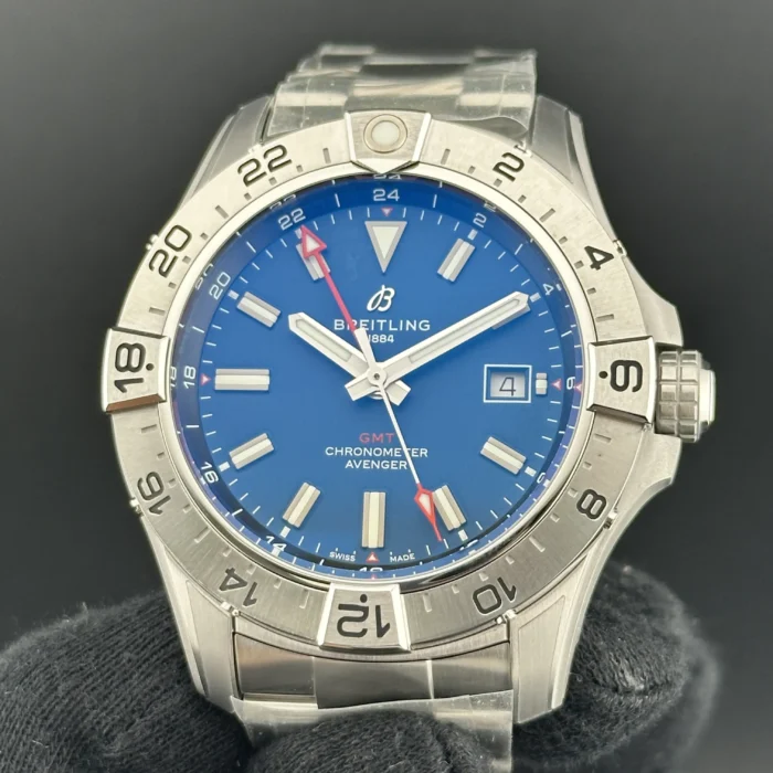 Breitling Avenger Automatic GMT Blue Dial on Bracelet Ref. A32320101C1A1 with Card 2026 - Image 3