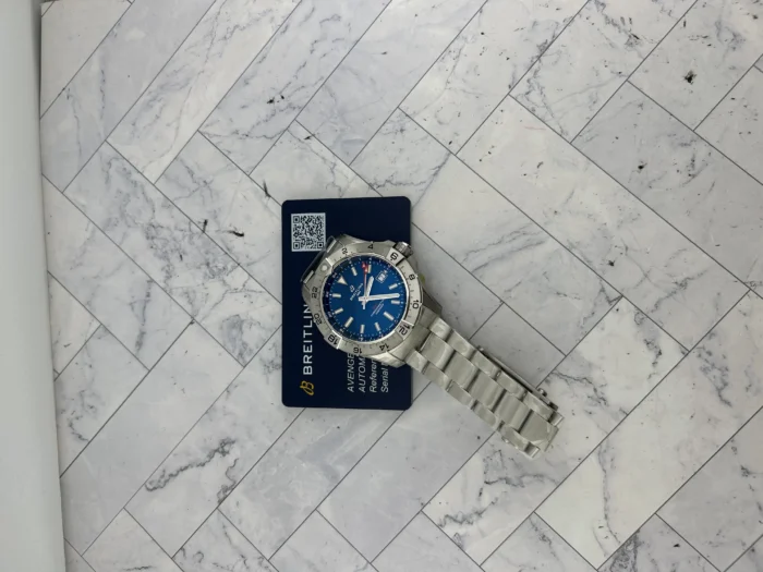 Breitling Avenger Automatic GMT Blue Dial on Bracelet Ref. A32320101C1A1 with Card 2026 - Image 7