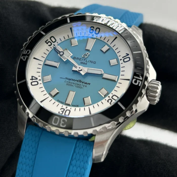 Breitling Superocean Automatic Turquoise Dial on Rubber Strap Ref. A17376211L2S2 with Card 2026 - Image 3