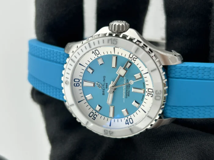 Breitling Superocean Automatic Turquoise Dial on Rubber Strap Ref. A17377211C1S1 with Card 2026 - Image 3