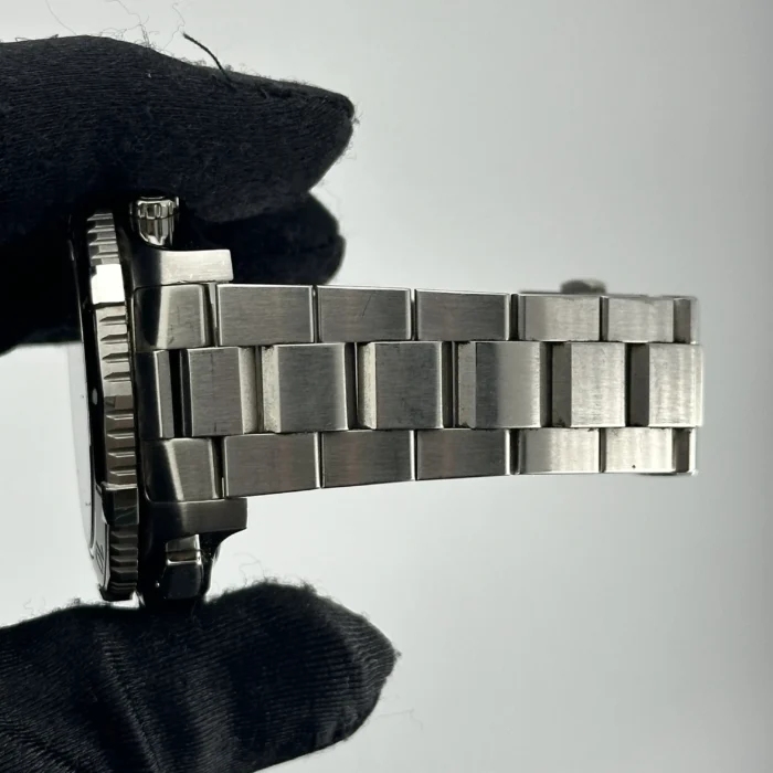 Tag Heuer Aquaracer Black Dial on Stainless Steel Bracelet Ref. CAK2110.BA0833 with Card 2014 - Image 4