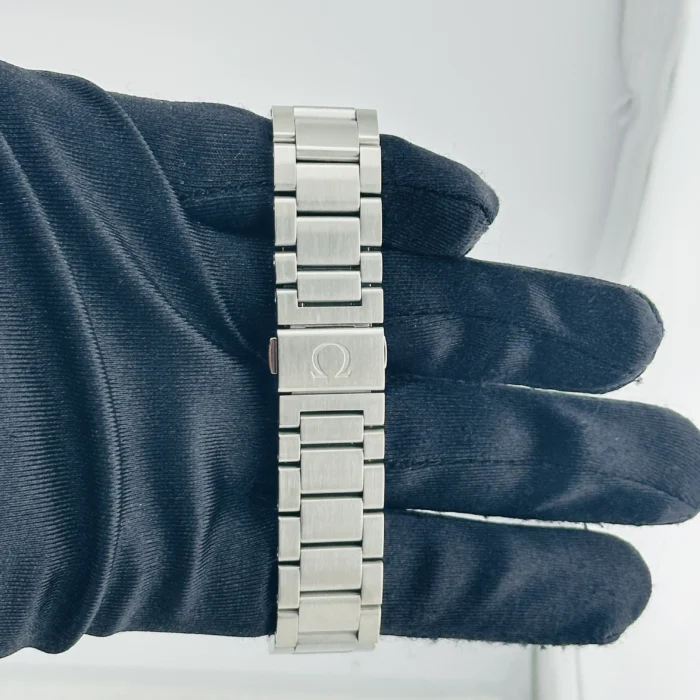 Omega Seamaster Aqua Terra Blue teak vertical pattern Dial on Stainless Steel Bracelet Ref. 231.10.39.21.03.001 - Image 5