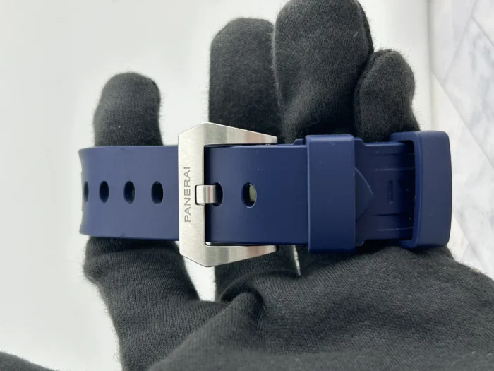 Panerai Panerai Luminor Marina Blue Dial on Leather Strap Ref. PAM01313 with Card 2021 - Image 4
