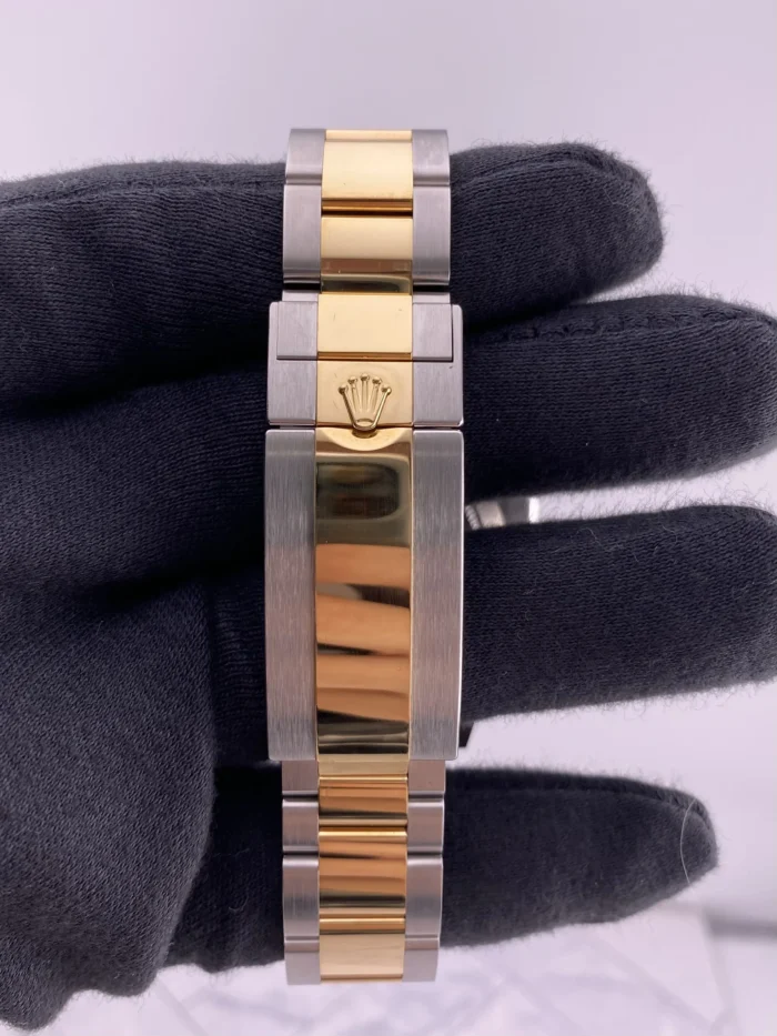 Rolex Submariner Black Dial on Oyster Bracelet Ref. 126613LN with New Style Card (green) 2024 - Image 4