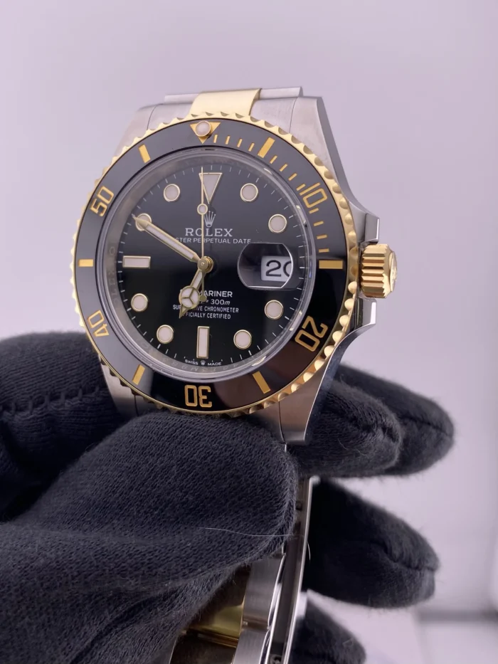 Rolex Submariner Black Dial on Oyster Bracelet Ref. 126613LN with New Style Card (green) 2024 - Image 3