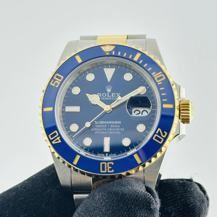 Rolex Submariner Blue Dial on Oyster Bracelet Ref. 126613LB with New Style Card (green) 2024 - Image 3
